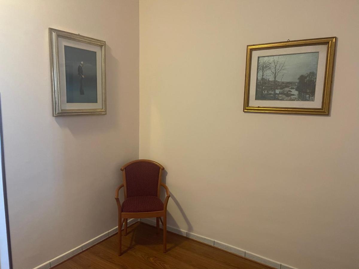 La Terrazza Dei Ciliegi Hotel Santa Maria Degli Angeli  Luaran gambar