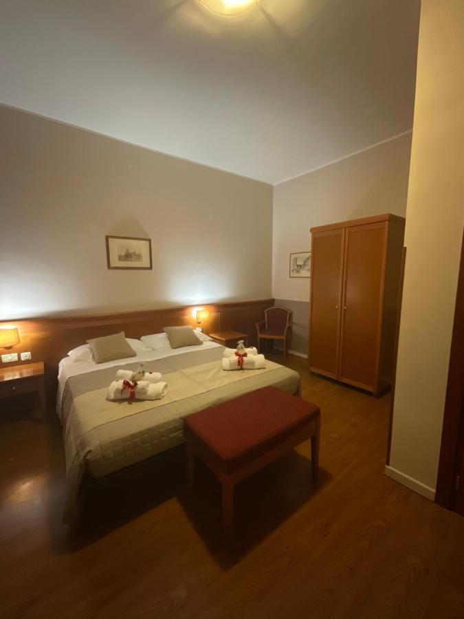 La Terrazza Dei Ciliegi Hotel Santa Maria Degli Angeli  Luaran gambar